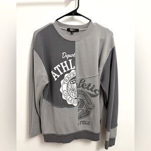 "Casual Cool: Men's Grey Sweatshirt from Fashion Nova"